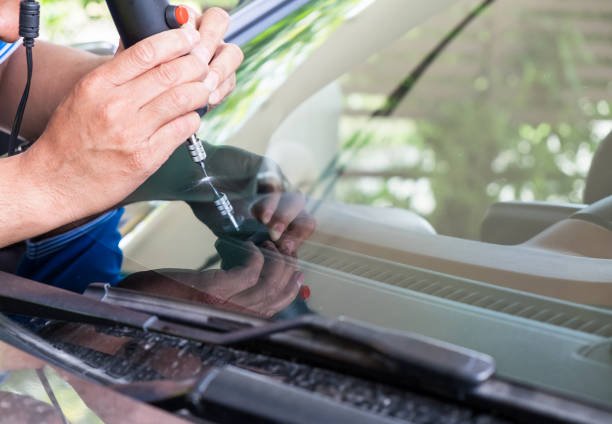 Windshield Repair in Redondo Beach, CA - Free Mobile Service for Chips, Cracks & Replacements